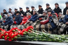 В День памяти и скорби в столице Кольского Заполярья прошли памятные мероприятия