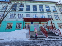 Заполярные родители могут подать заявление на зачисление первоклассников в школы региона