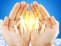 Волонтёры Мурманского морского торгового порта помогают семьям с детьми